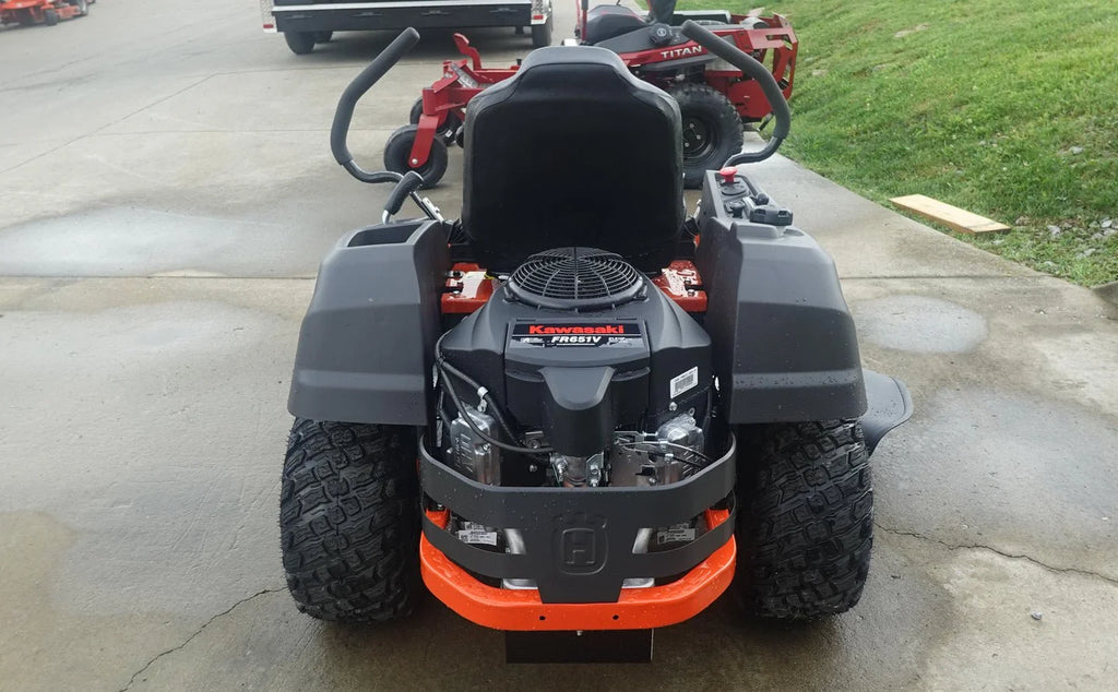 Husqvarna Z242F Special Editions 42″ Zero Turn Mowers 21.5HP KAW (Scratch and Dent)