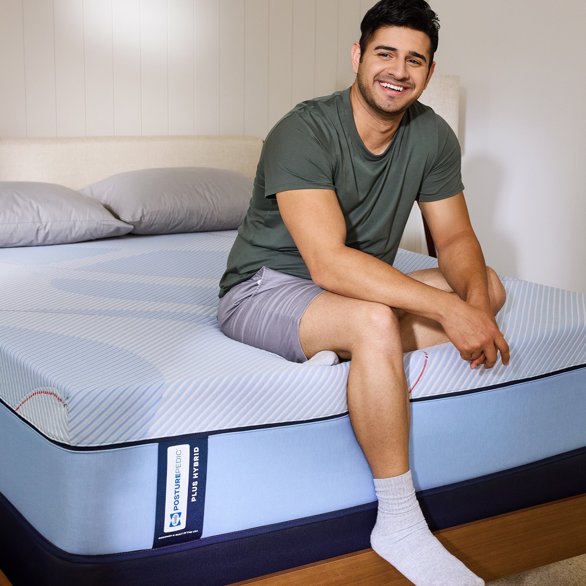 Sealy Posturepedic Plus Paterson II 13" Medium Hybrid Tight Top Mattress
