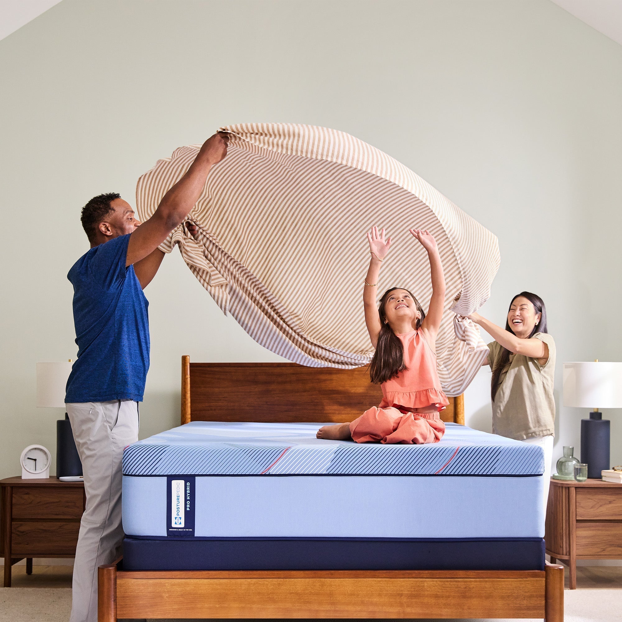 Sealy Posturepedic Pro Hybrid Dupont II 13" Medium Tight Top Mattress