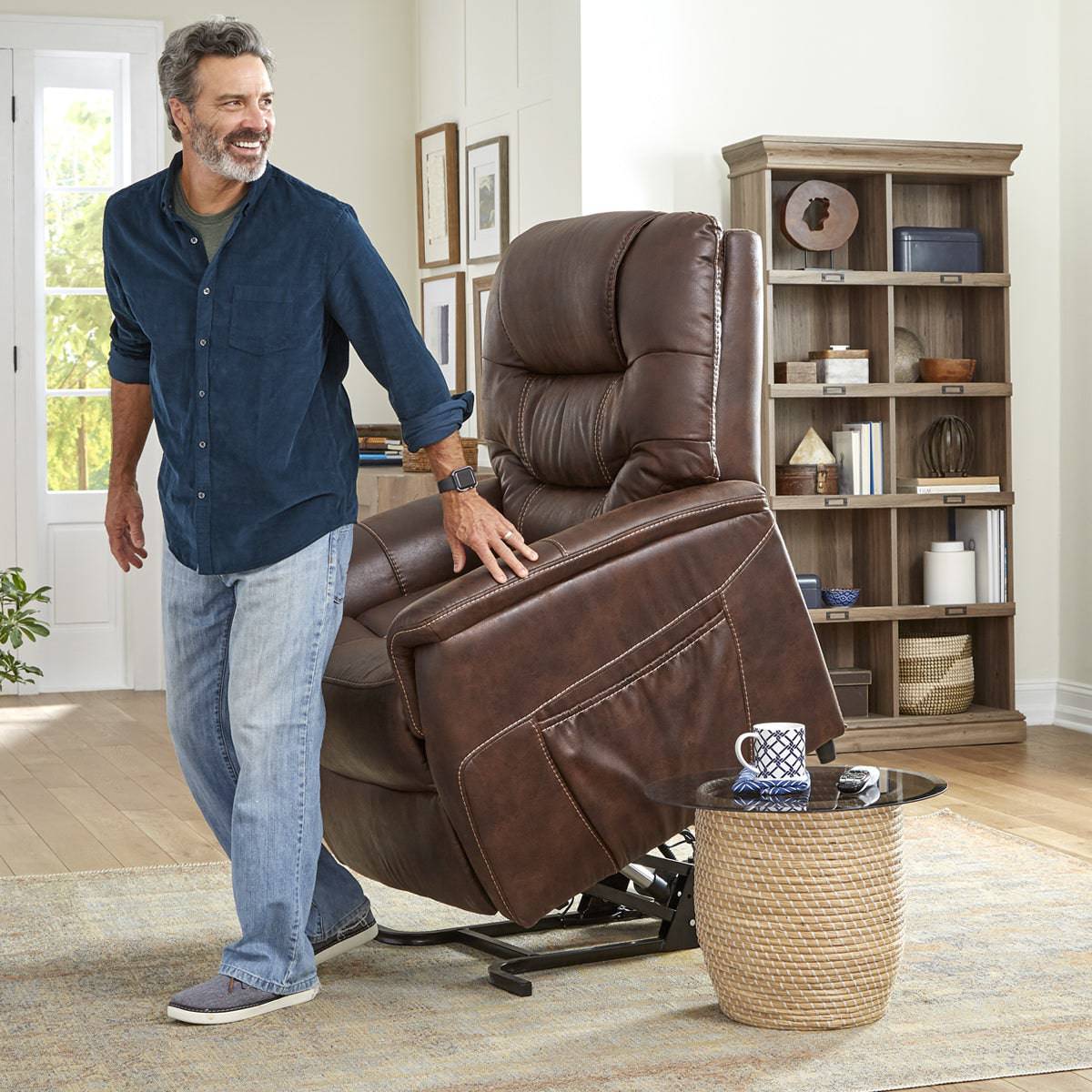 UltraComfort Marbella UC476 Power Lift Chair Recliner
