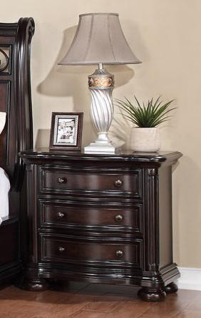 McFerran Home Furnishing B367 Brown Wood Bedroom Set