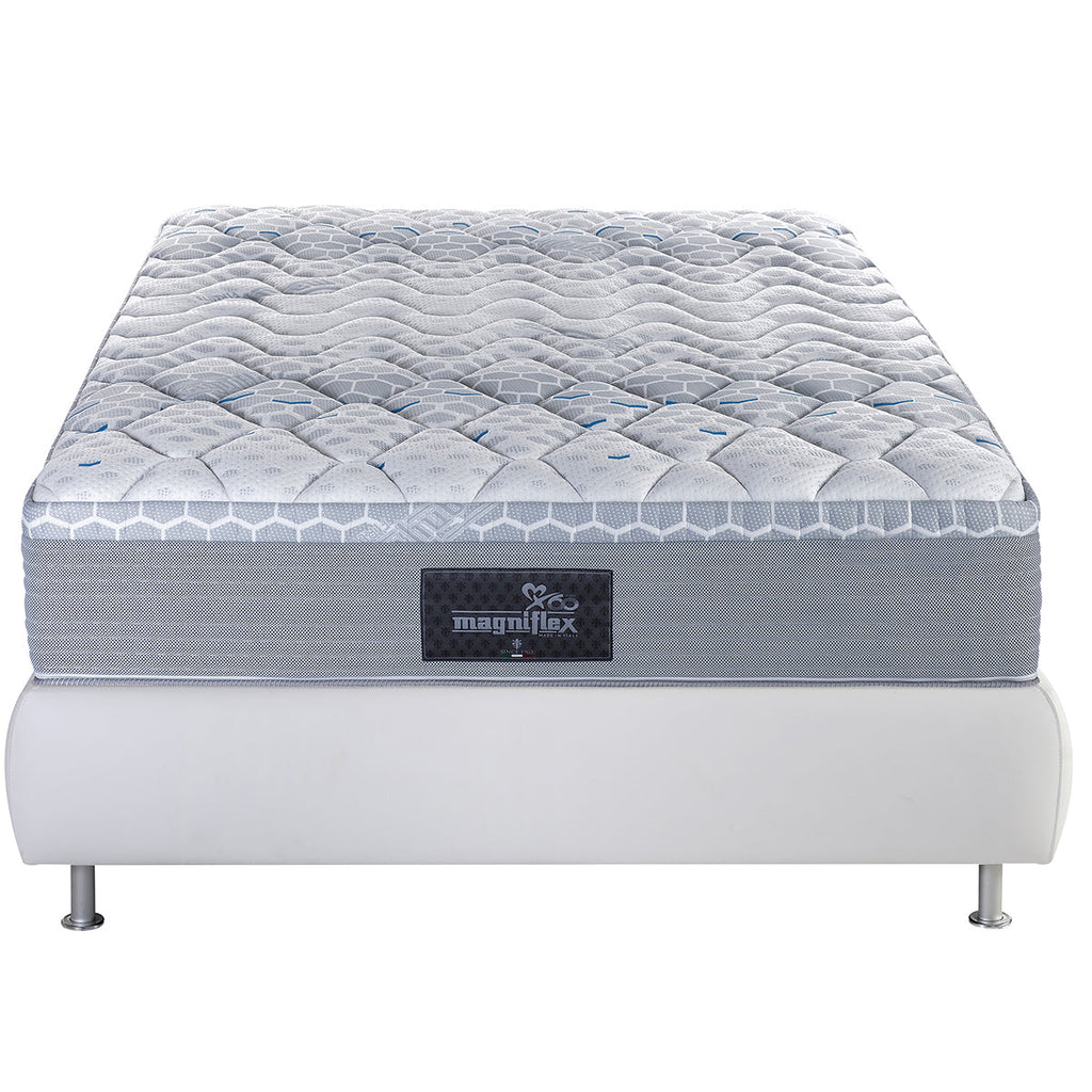 Magniflex MagniStretch Plus 13-Inch Luxury Mattress – Revolutionary Spinal Decompression Technology with Breathable Temperature-Regulating Cover and Medium-Support Italian Memory Foam - Floor Model